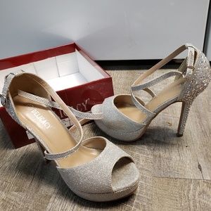 Delicacy Glitter Sparkle Jewel Heel